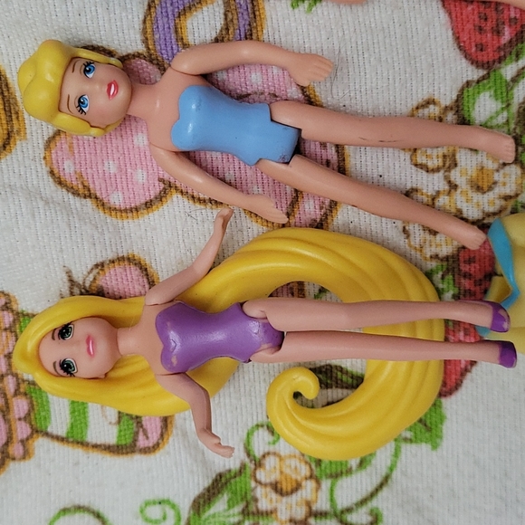 Polly Pocket Style Disney Dolls - Picture 3 of 4